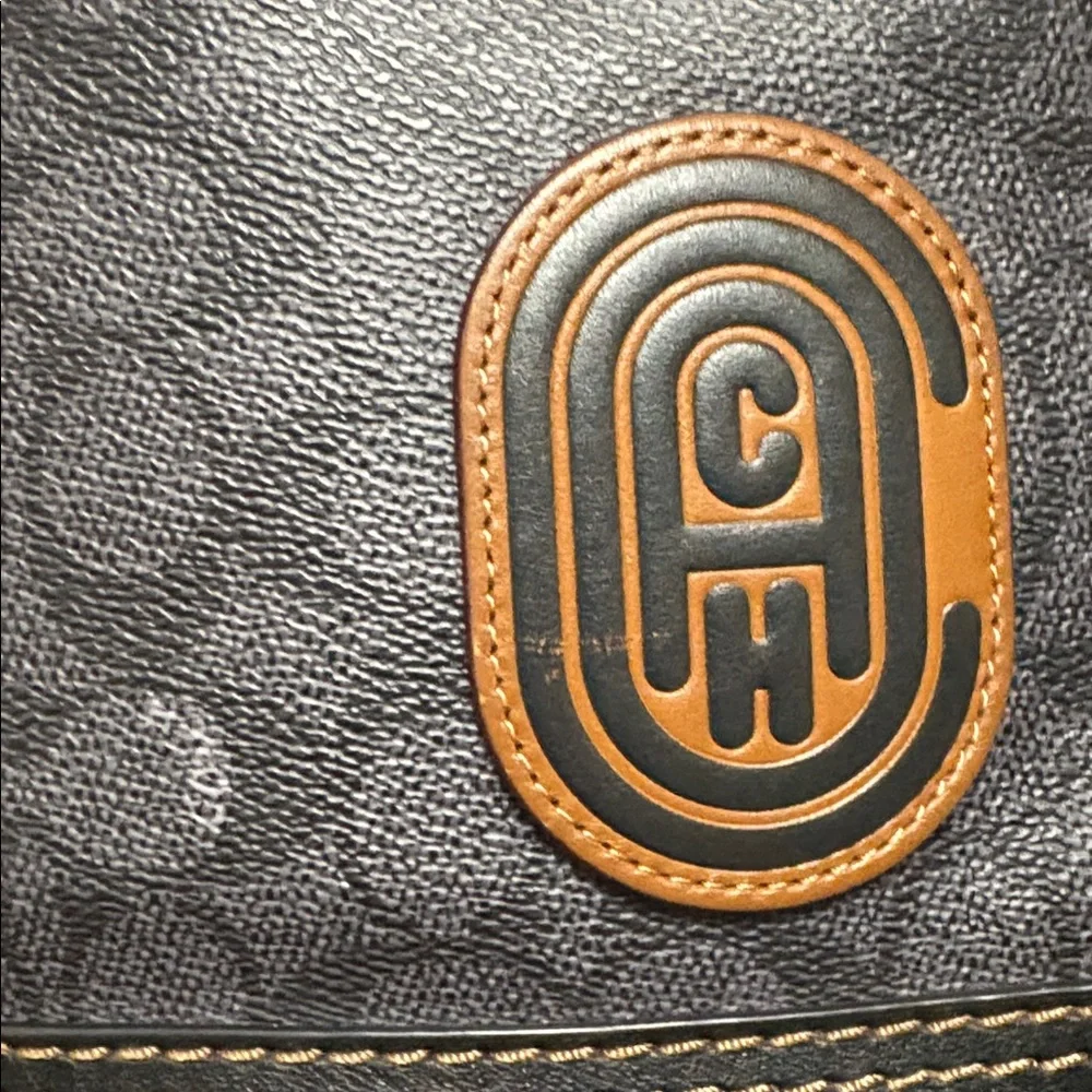 Coach Rivington Backpack In Signature Canvas With Coach Patch - Picture 5 of 16